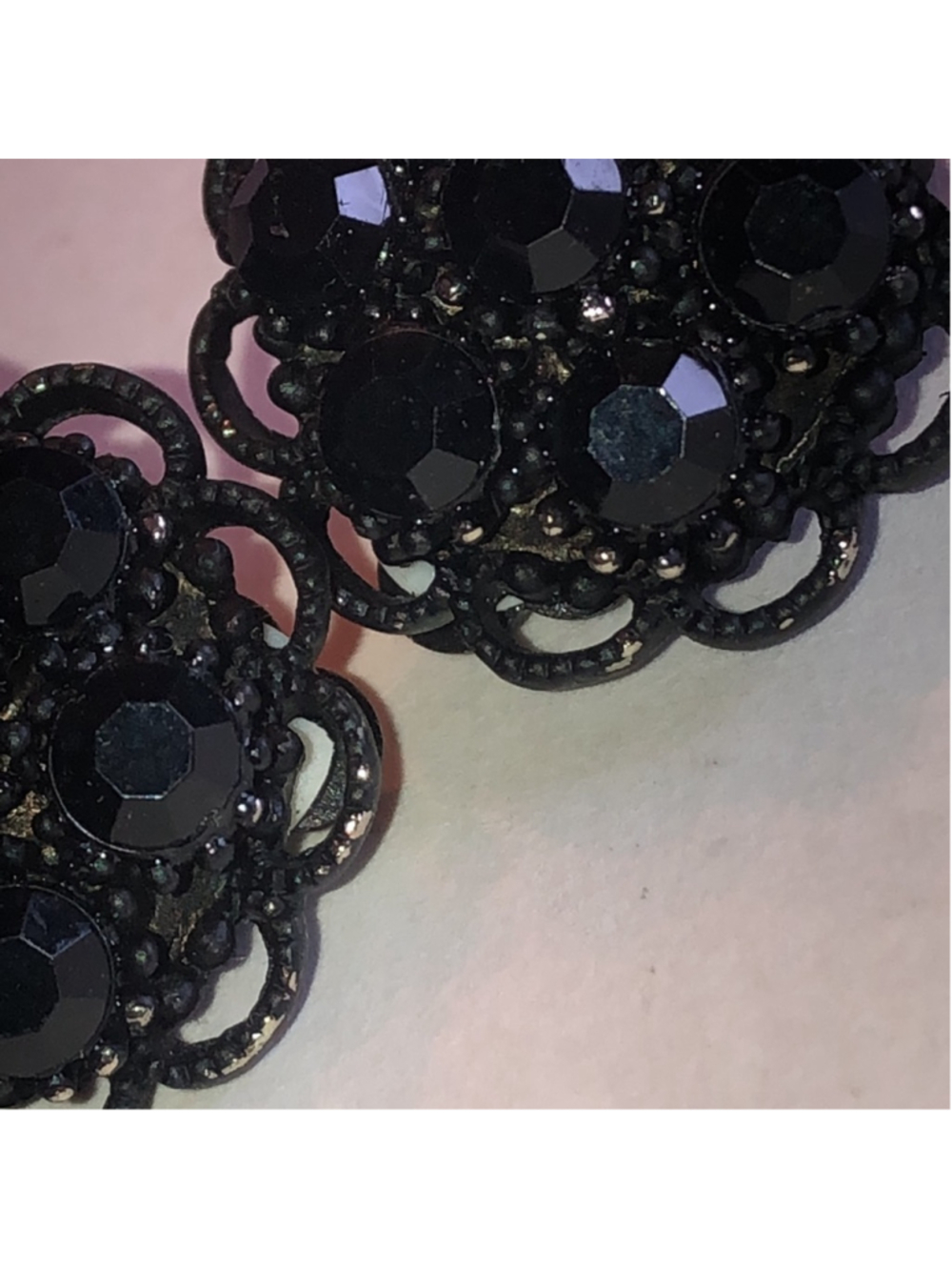 Black Rhinestones Floral Cluster Vintage Clip On Earrings - Picture 6 of 6
